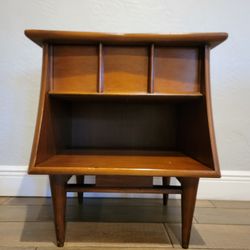 MCM NIGHTSTAND Walnut Kent Coffey The Eloquent 