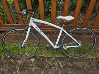 VINTAGE FUJI PROJECT/COLLECTERS BIKE