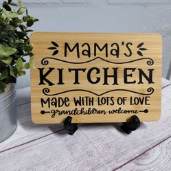 Mama's Kitchen Farmhouse Style Wood Sign Decor 