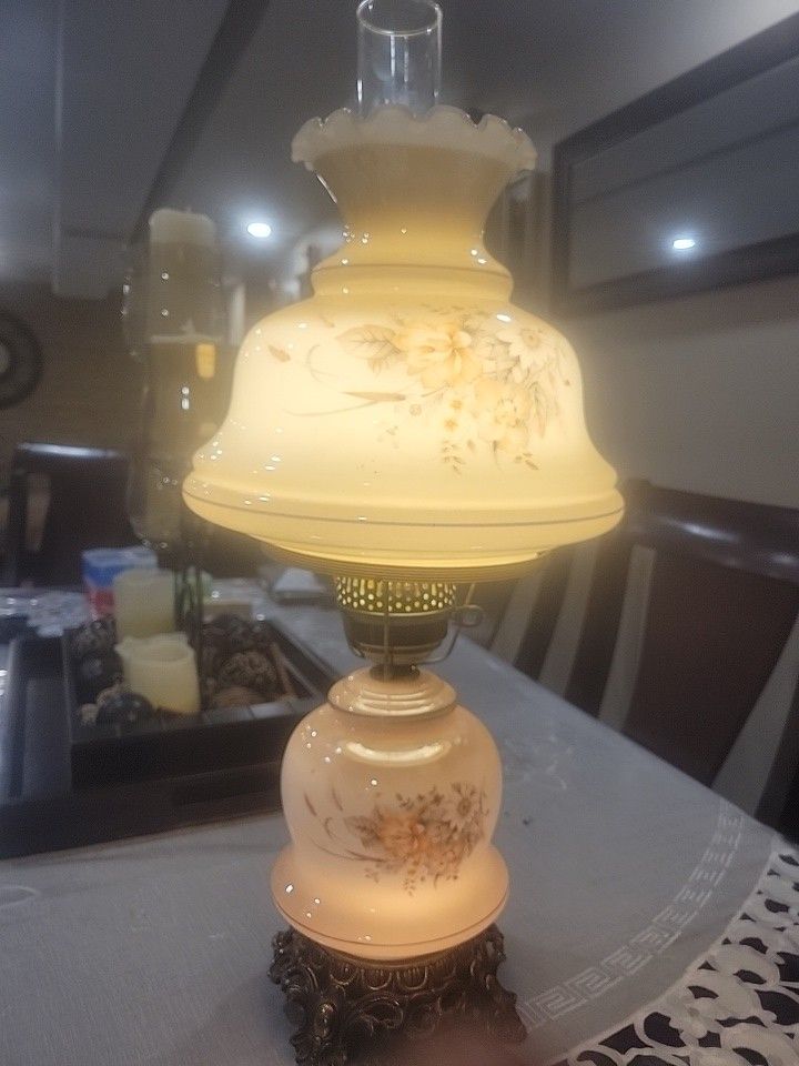 GWTW 3-WAY BIG PARLOR SIZE IRIDESCENT BROWN  MILK-GLASS FLORAL HURRICANE LAMP