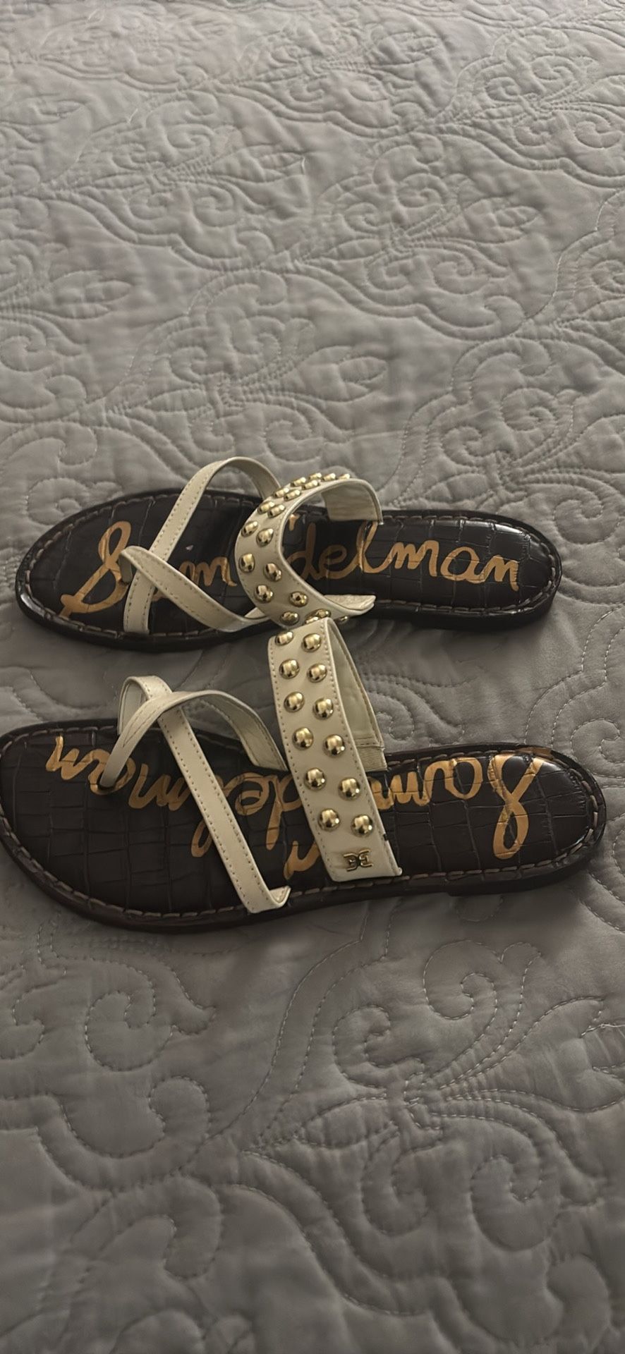 Woman’s Sandals