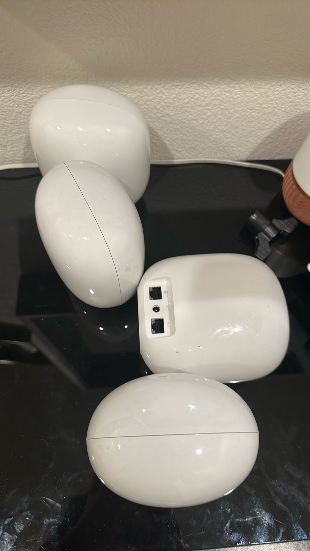 Google Nest WiFi Pro - 6E - Reliable Home Wi-Fi System with Fast Speed and Whole Home Coverage - Mesh Router - 4 Pack - Snow