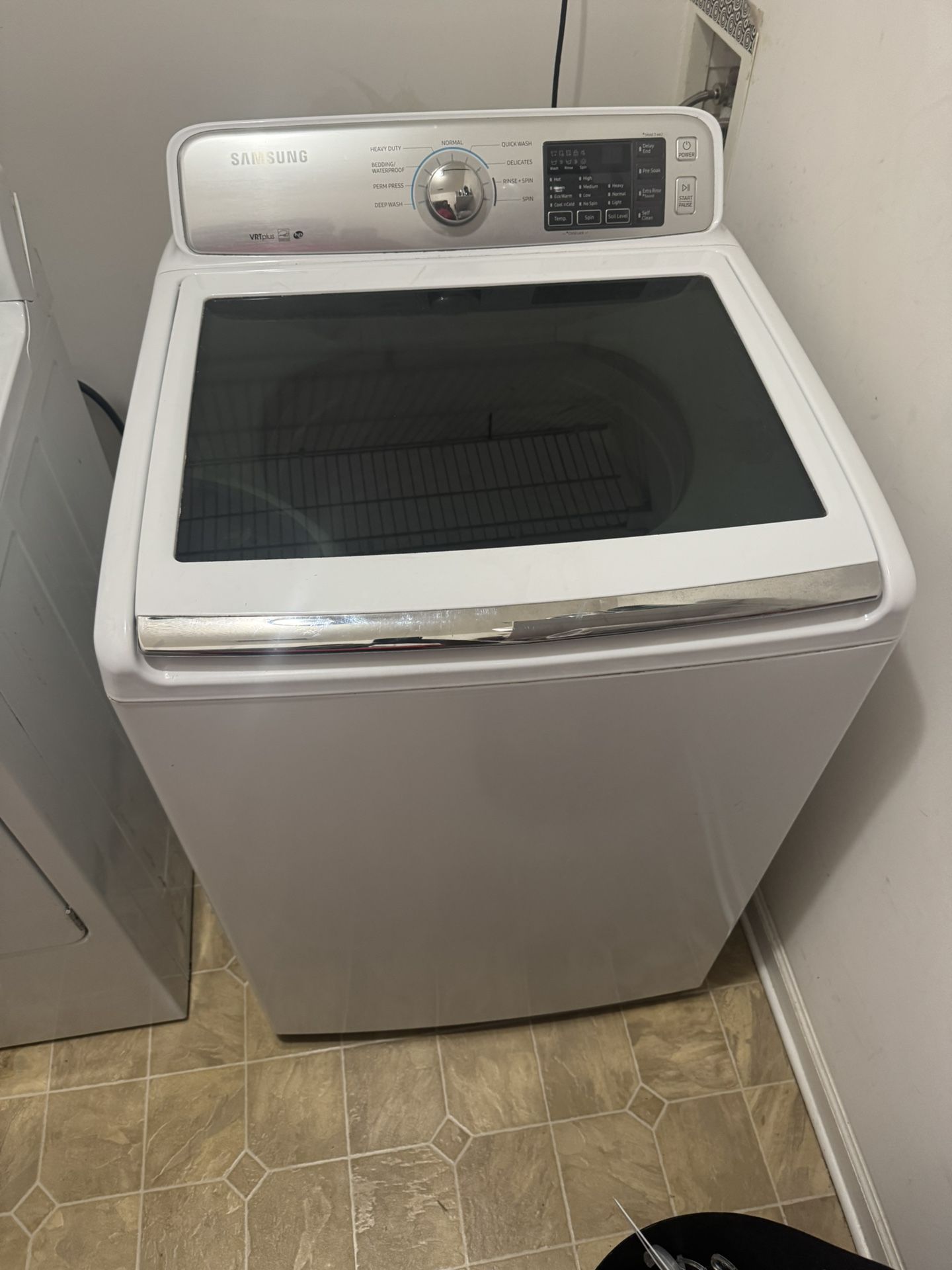 Samsung VRT 27" Top Load Washer With 4.3 Cu. Ft. Capacity