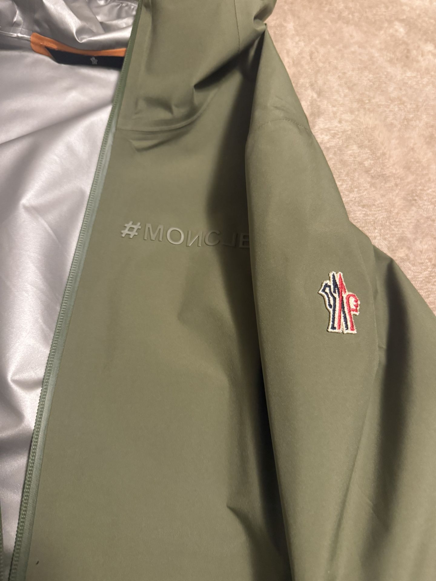 Women’s Moncler Rain Jacket Size Xsmall