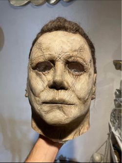 Halloween 2018 Replica Myers Mask *not trick or treat studios