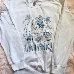 White Fantasmic Sweater