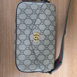 Gucci Crossbody 