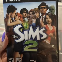 The Sims 2 PC CD-ROM Base Game 4-Disc Set (2004)