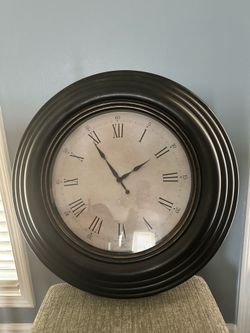 Large wall clock