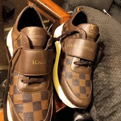 Louis Vuitton Archlight Clasic LV Light And Dark Brown Checker Leather Canvas Shoes
With LV Brown Strap Men's Size 8.5 