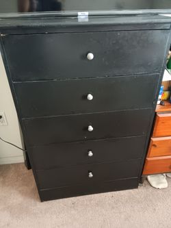 Chest of 5 drawers