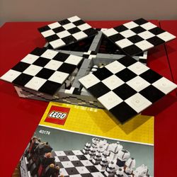 Lego Chess And Who Am I-retired Sets