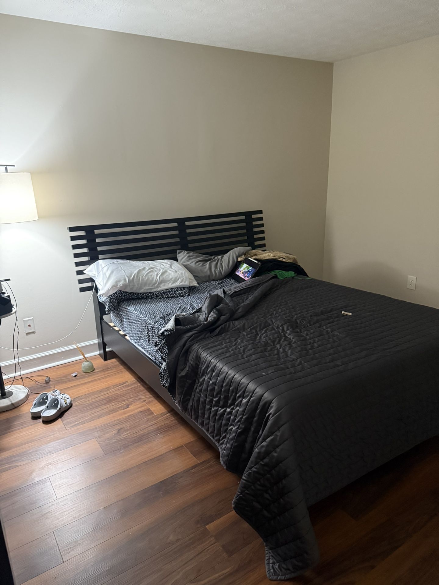Ashely furniture Bedframe