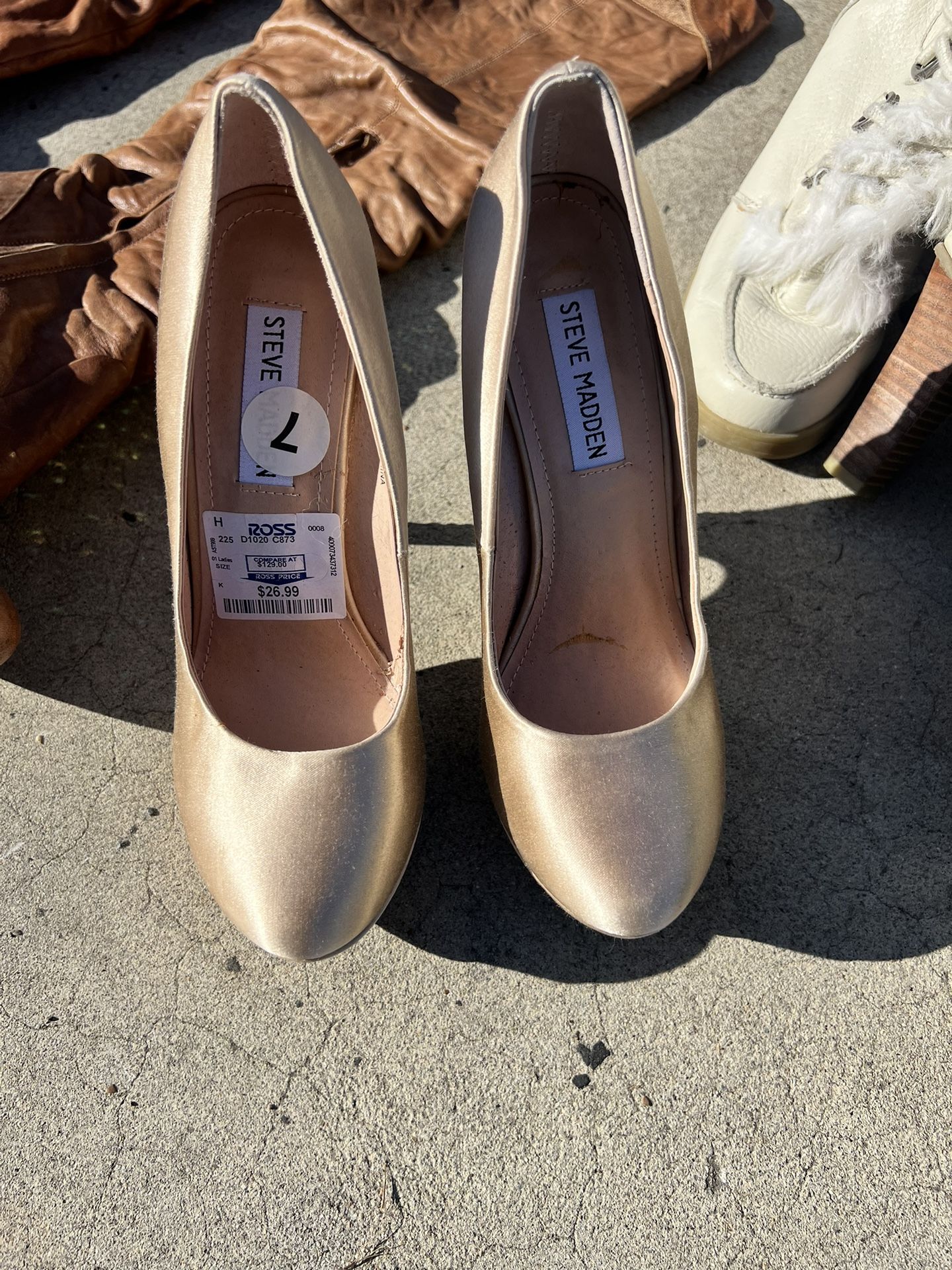 Steve Madden holiday heels