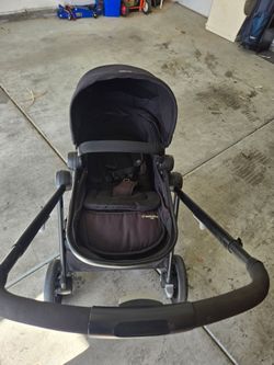 Maxi cozi stroller and cars eat