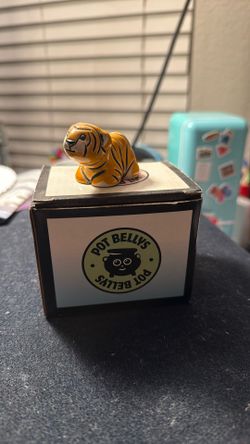 Tabby Tiger Figurine By Pot Bellys