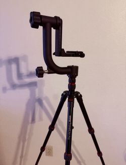 SUNPAK TravelLite Pro Tripod w/ NEEWER Gimbal 360 Tripod head