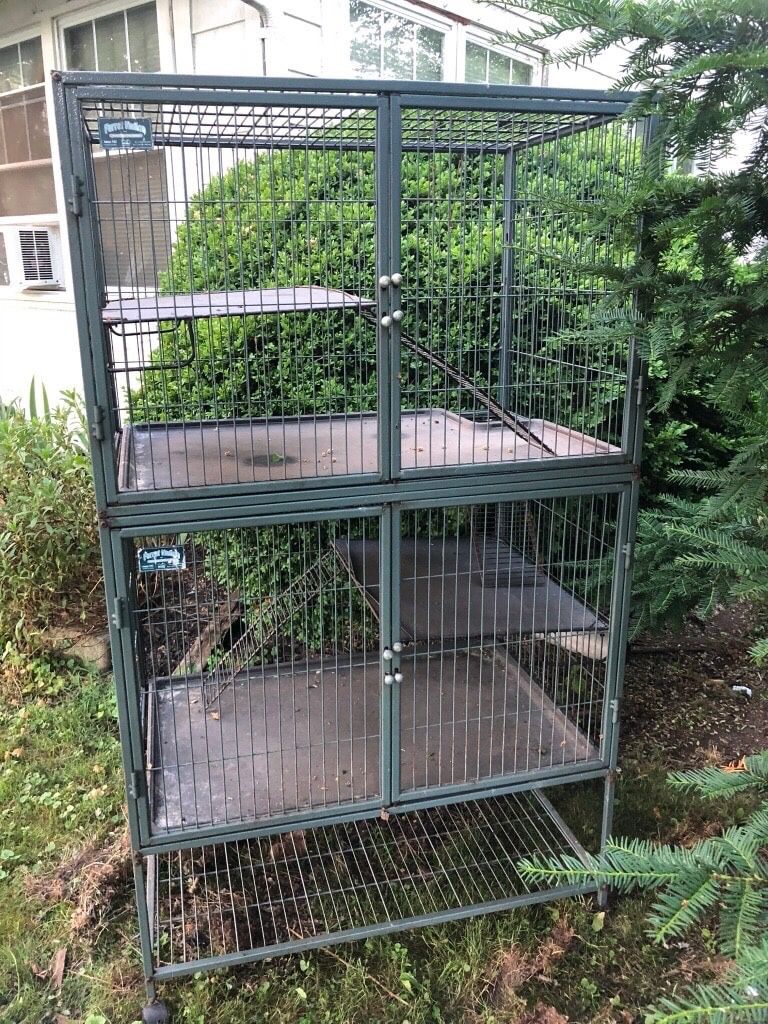 Ferret cage