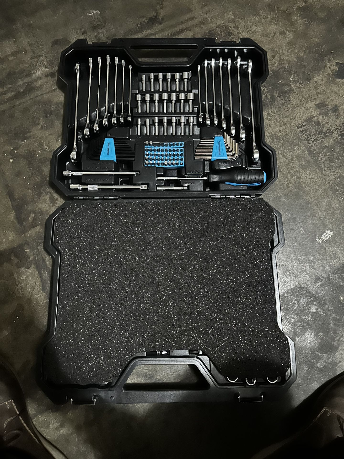 Channel Lock 200 Pc Mechanics Tool Set for Sale in Palmdale, CA OfferUp
