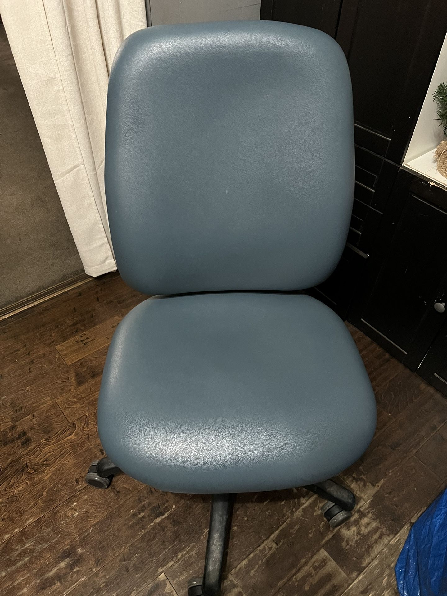 Office Master Chair