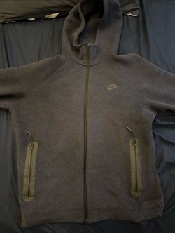 Navy Blue Nike Tech / Mens Large