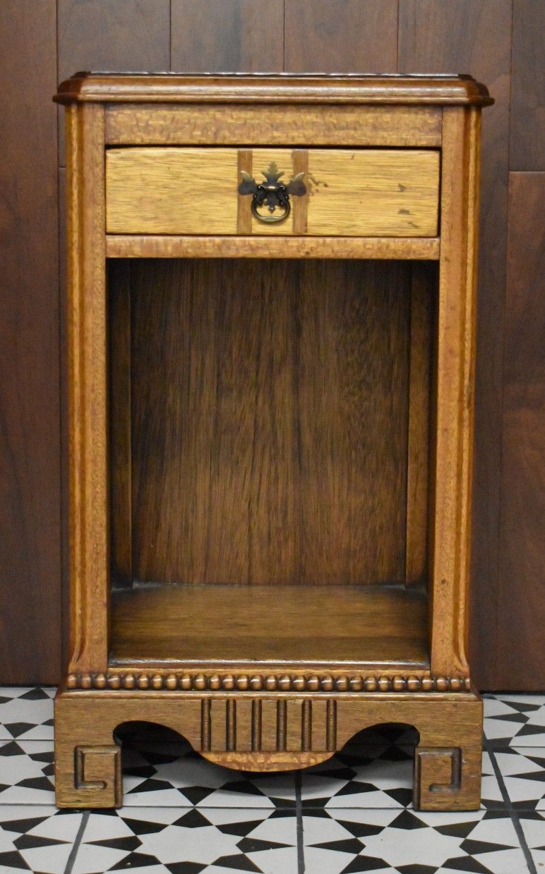 Classic Vintage Americana Hardwood Night Table