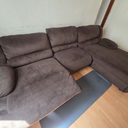 USED COUCH FOR SALE. MUST GO! 