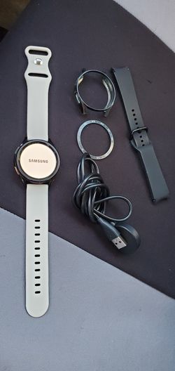 Samsung Galaxy 6 Classic Watch (43mm) Adult Owned Good Condition, GPS, Bluetooth & Fitness Traker, Asking $60 Firm on Price 