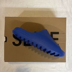 Adidas Yeezy Slide ‘azure’