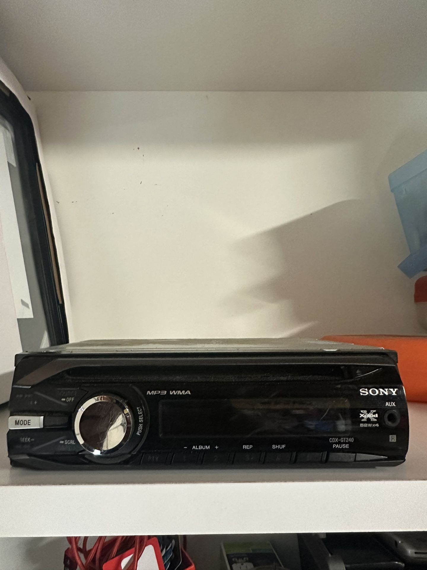 Sony Car Radio With Disc Player And MP3 Player With Different Audio Settings And Features