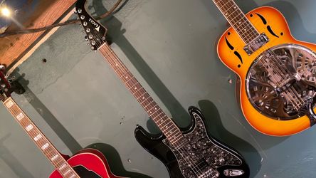 EAGLE  Master-Series  STRAT ￼