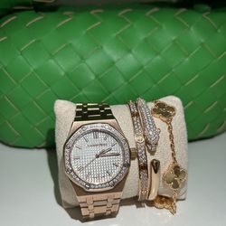 Yellow Gold Set Women’s Watches Icedout Love Bracelet Panther Bracelet Clover Bracelets Bottega Green Bag