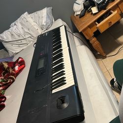 Korg T2 Music Workstation