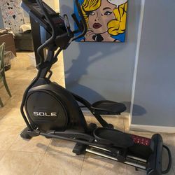 Sole E25 Elliptical Delivery Optional 