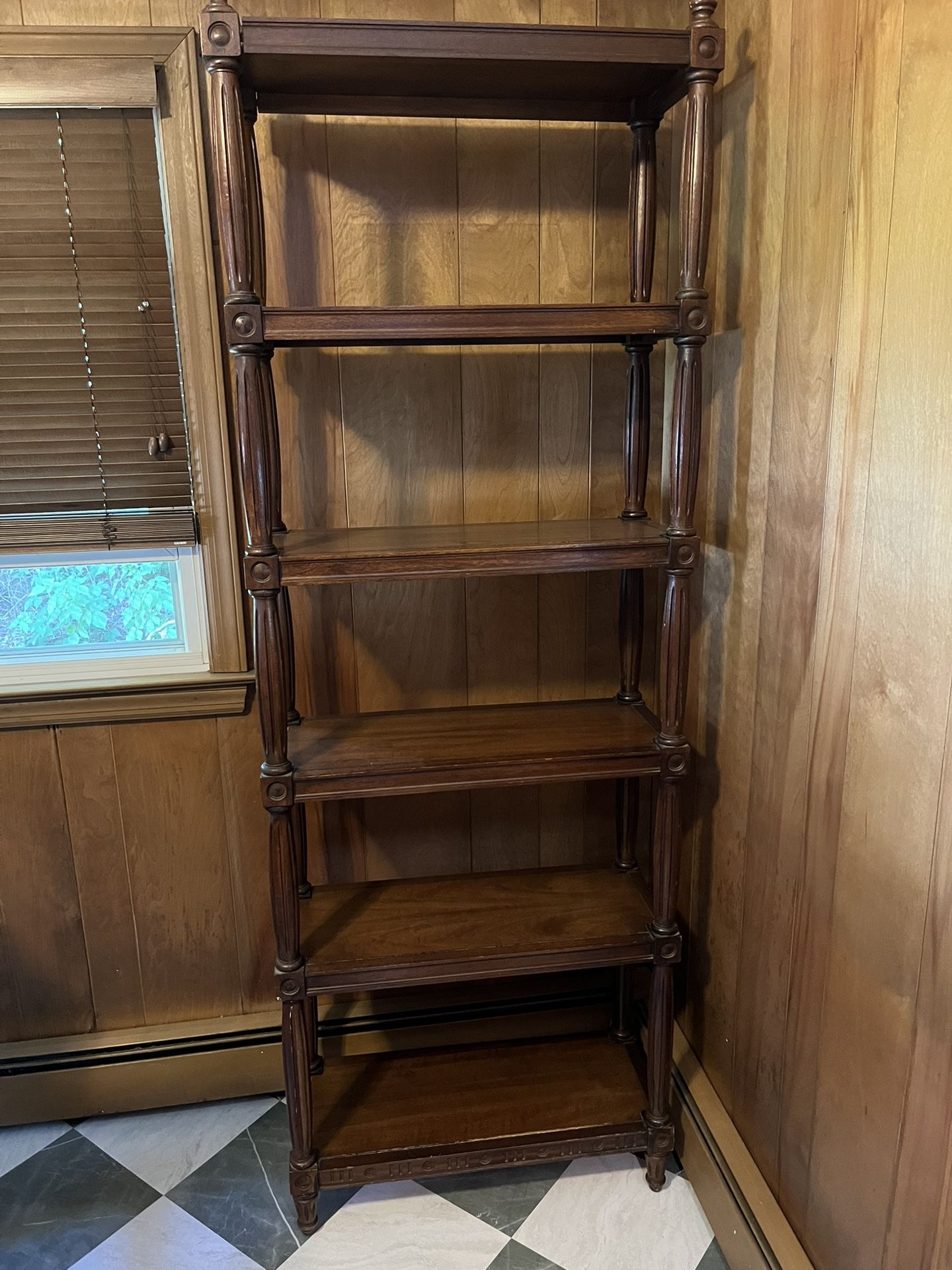 2 Solid Wood Shelves