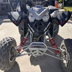 2005 Polaris Predator