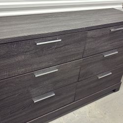 Gavetero $85 Buenas Condiciones 