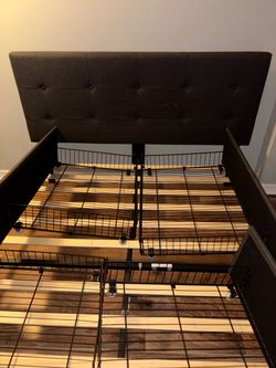 Queen size bed frame excellent condition