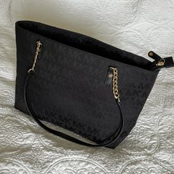 MK TOTE BAG