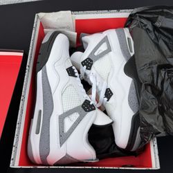 Jordan 4 Retro 