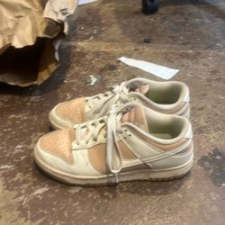 Women’s Shoes 