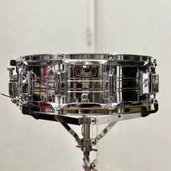 Pearl 5x14 Chrome Over Steel Snare Drum 1970s