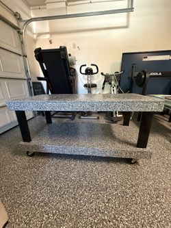 Custom Epoxy Flake workbench