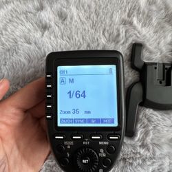 Flash Trigger Transmitter Like New