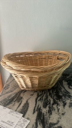 2 wicker baskets