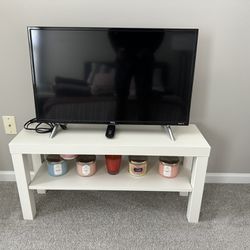 TCL Roku 30in TV w/ Stand