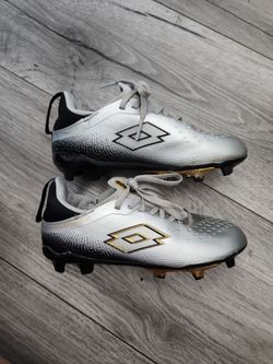 Lotto Kids' Roma 500 FG Soccer Cleats (Silver/Black/Gold)