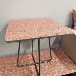 Brand new custom-ordered coffee table set