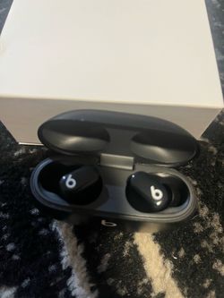Beats Wireless Earbuds with Charging case