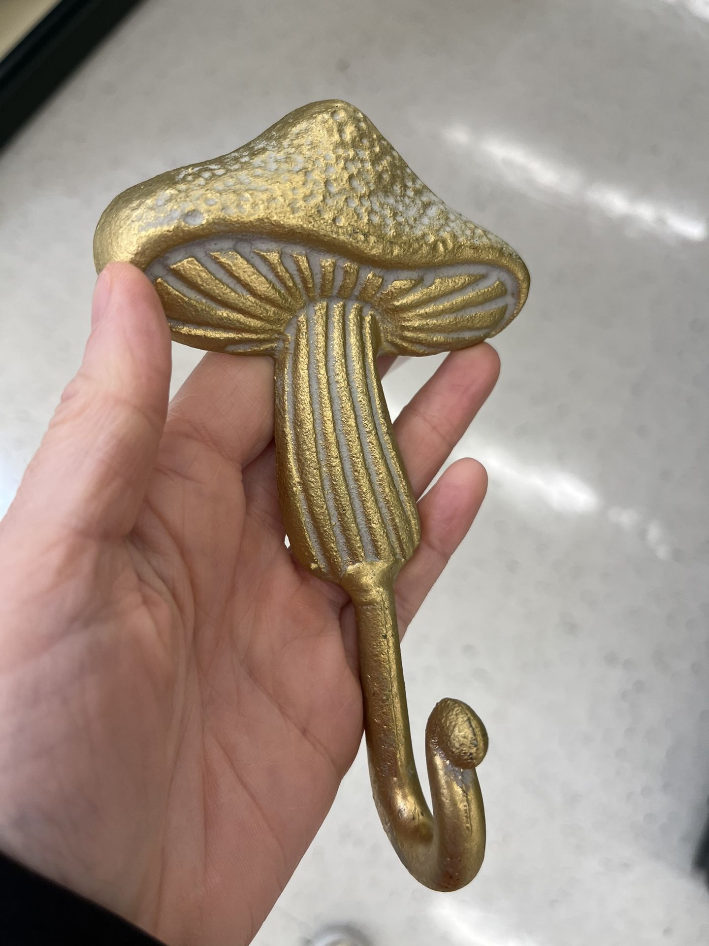 Gold cast iron mushroom hook